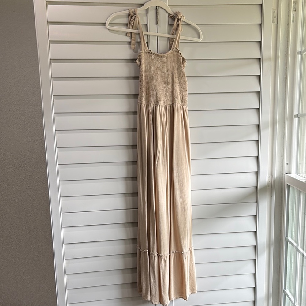 Elegant Cream Maxi Dress